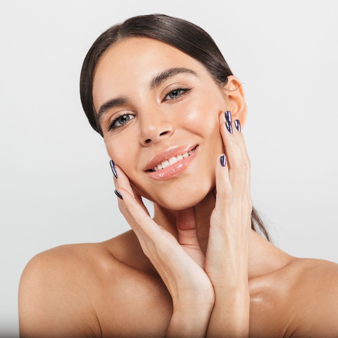 Cinq gestes simples pour affiner son grain de peau