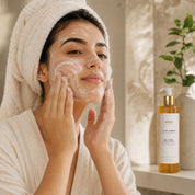 Applying Le Gel Pureté, Hendiya® organic gentle facial cleansing gel